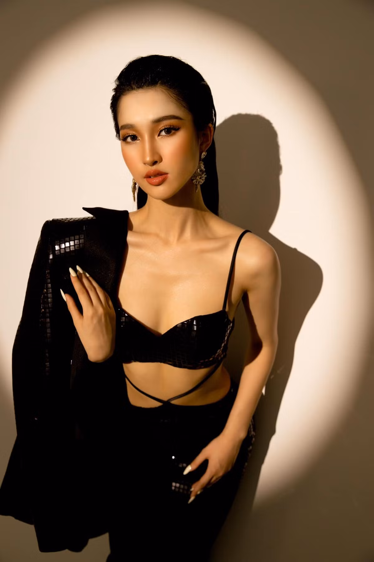 Anh doi thuong cua A hau Phuong Nhi-Hinh-9
