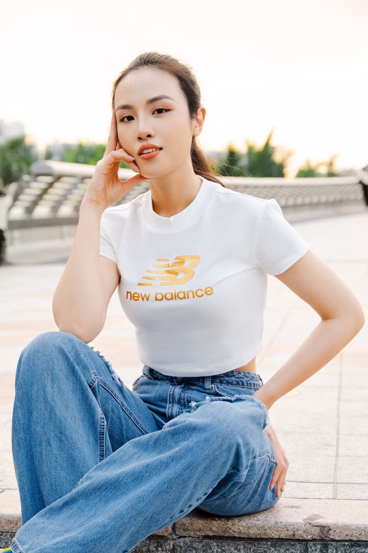A hau Thao Nhi Le, Thuy Tien: Nguoi la rich kid, nguoi tung nang 90 kg-Hinh-14