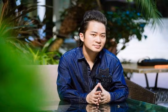 Tùng Dương "ăn mày quá khứ" 20 năm trước, diện mạo ngỡ ngàng - Hình 5 Tung Duong