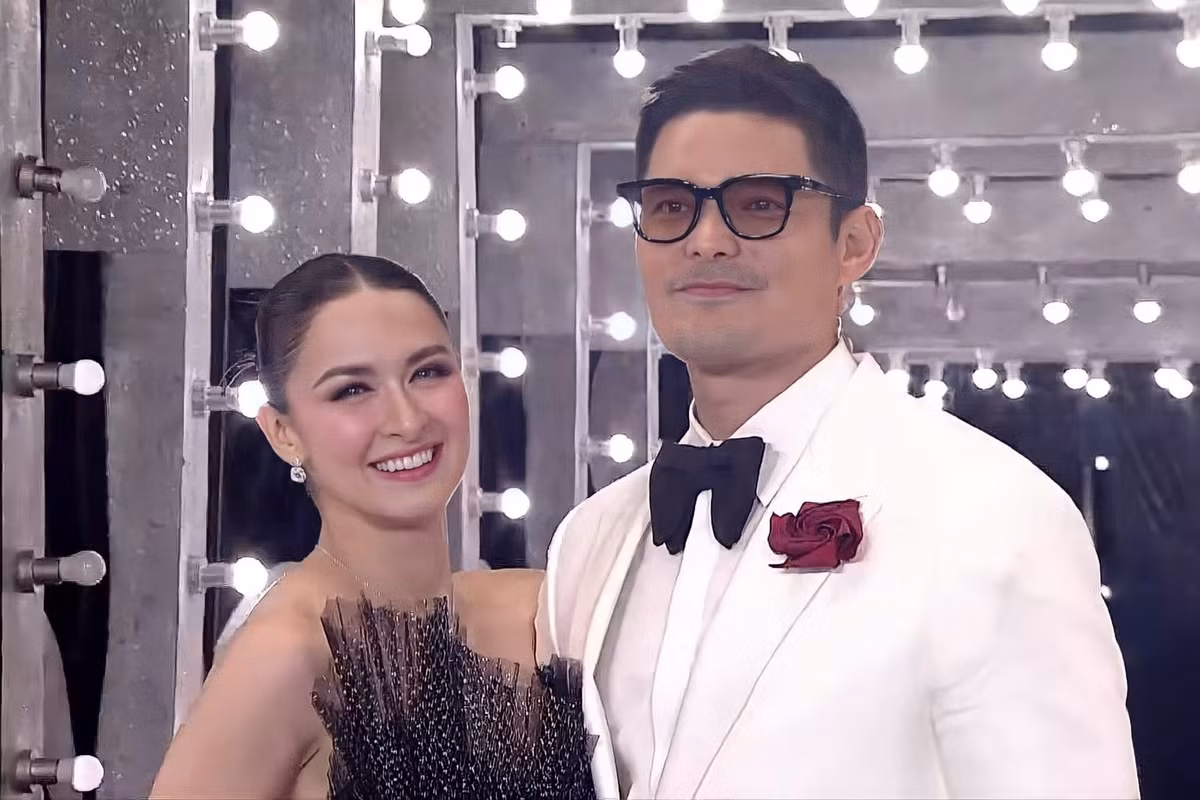 Năm 2021, Marian Rivera đảm nhận vai trò giám khảo cuộc thi Miss Universe (Hoa hậu Hoàn vũ) lần thứ 70. Ngoài ra, cô còn nhận được lời mời tham gia phim điện ảnh của Hàn Quốc mang tên Sad Tropics, đóng chung với tài tử Kim Seon Ho. Tuy nhiên, Marian Rivera do không muốn sống xa các con trong thời gian dài. Tuy nhiên, việc người đẹp được cân nhắc vào các vai trò khác nhau ngoài giới giải trí Philippines cho thấy sức ảnh hưởng lớn từ danh tiếng của nữ diễn viên.