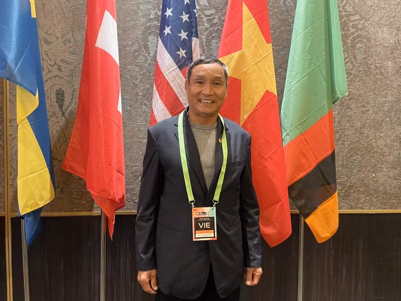 HLV Mai Đức Chung: Đi World Cup ăn mì tôm không ổn - Hình 2 HLV Mai Duc Chung: Di World Cup an mi tom khong on-Hinh-2