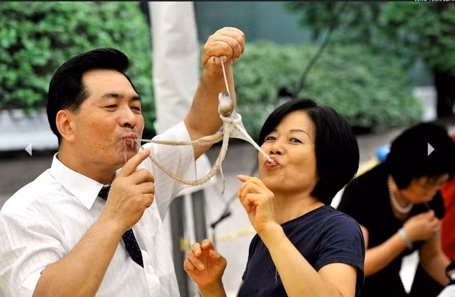 Nhung mon hai san nhieu doc to, luu y khi di du lich nuoc ngoai