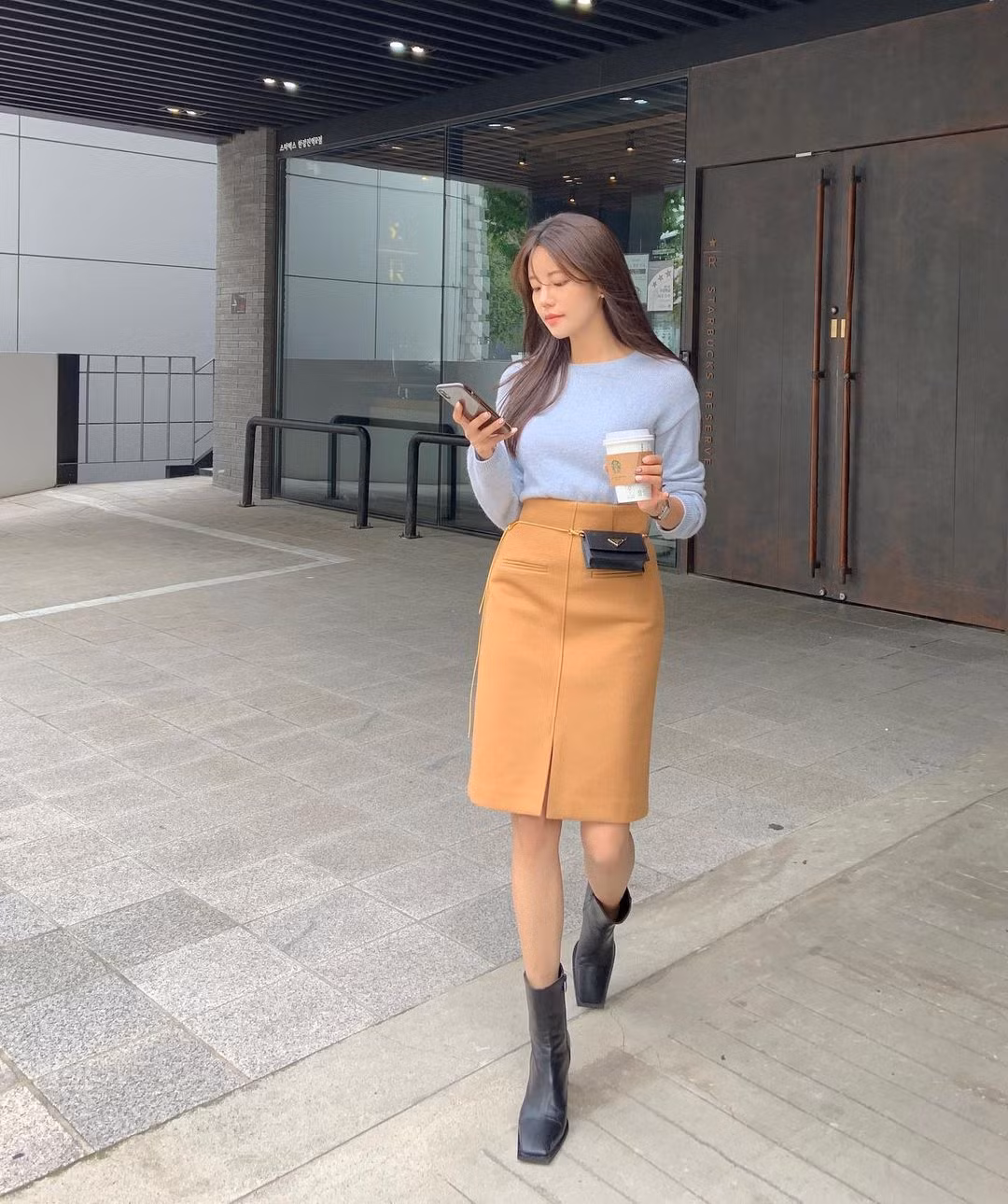 Bi quyet mac dep noi cong so cua nu blogger