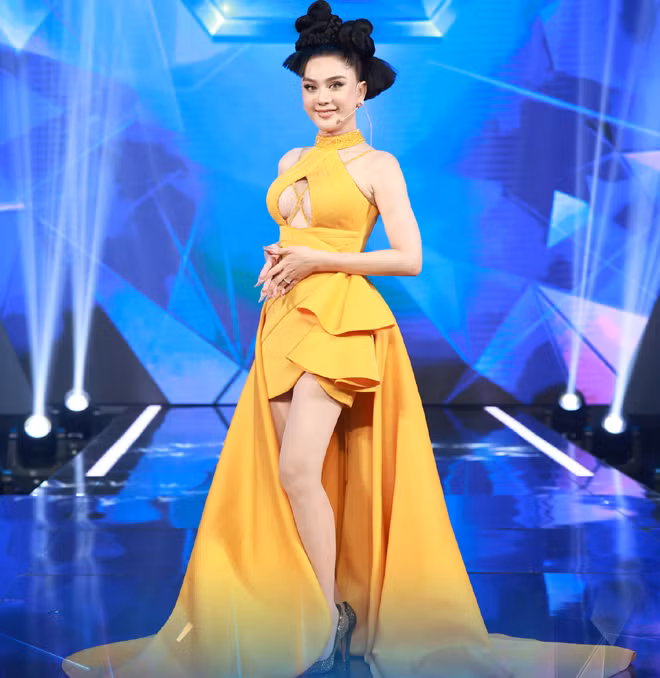 Lam Khanh Chi - Hoang Oanh khien nguoi xem kho roi mat