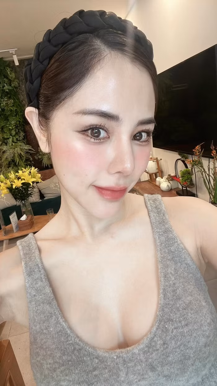 Bach Lan Phuong phan ung cuc gat khi bi che xau