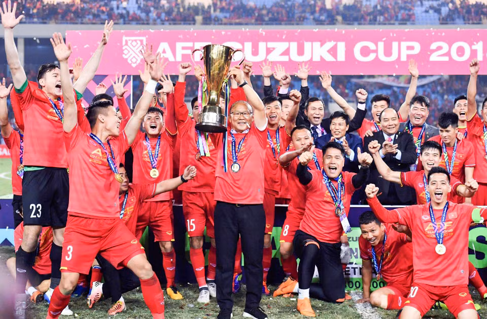 HLV Park Hang-seo chuan bi chu dao cho AFF Cup
