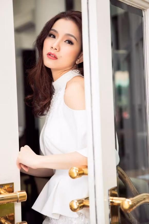 Nhung chuyen co 1-0-2 cua Thien An va cac nguoi dep thi nhan sac-Hinh-15