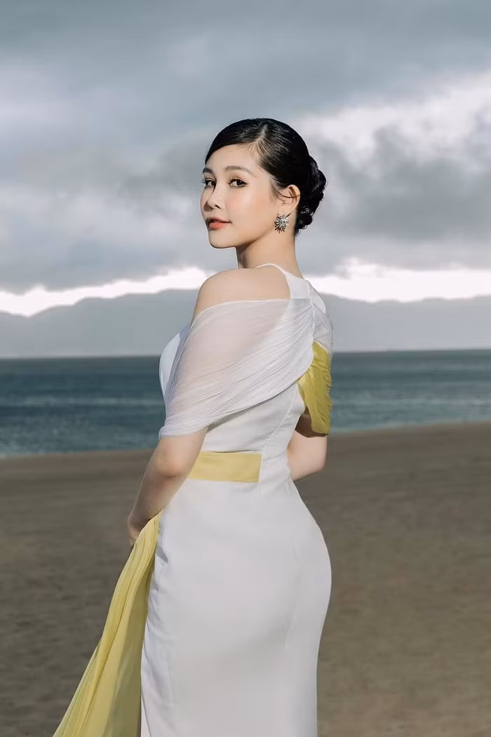 Le Au Ngan Anh tai xuat diu dang, san sang mac ao cuoi-Hinh-3