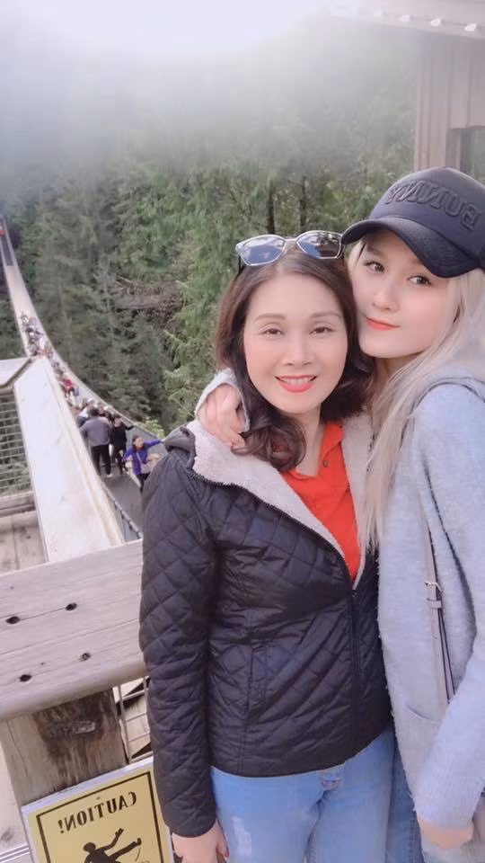 BTV Nhat Le 'Thoi su 19h' tung la A hau Ha Noi gio ra sao?-Hinh-14