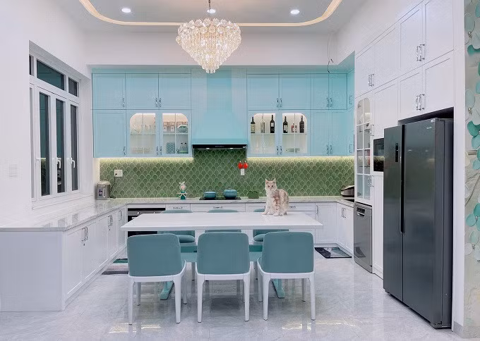 Ngôi nhà đầy nắng và gió của cặp vợ chồng bỏ phố về quê - Hình 18 Ngoi nha day nang va gio cua cap vo chong bo pho ve que-Hinh-18