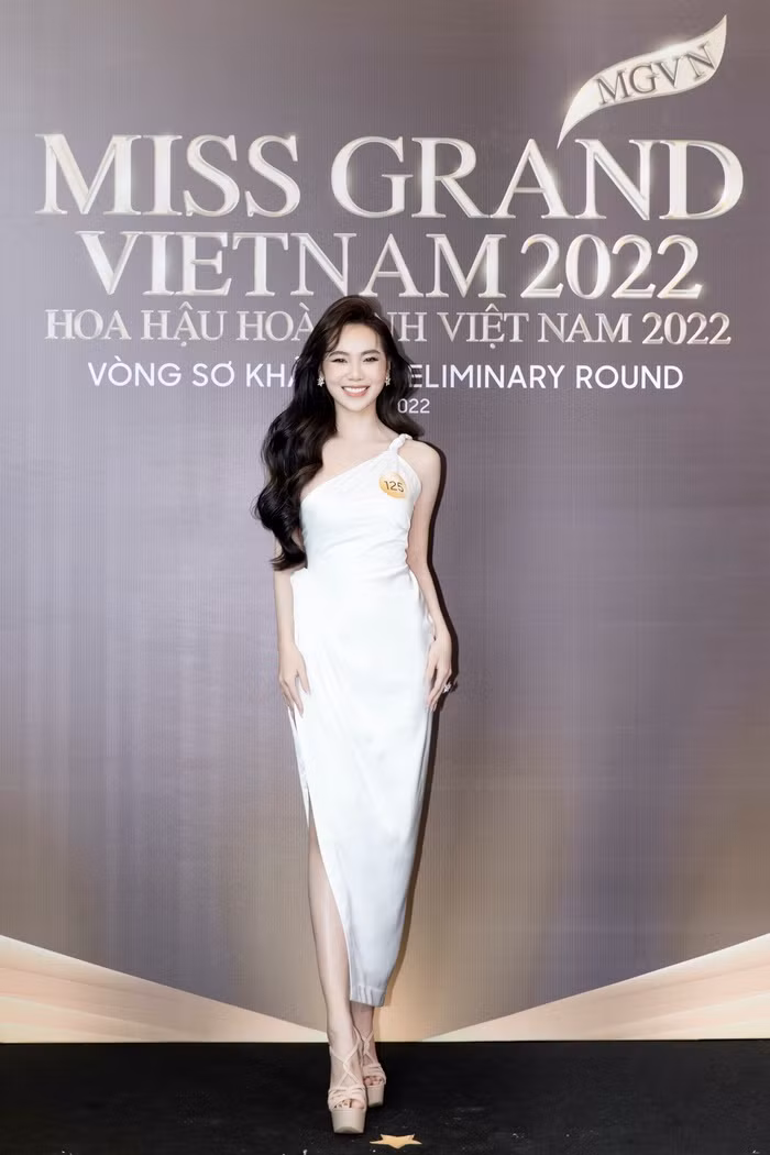 TikToker thi hoa hậu: Người hưởng 'vía', người nhận kết đắng - Hình 5 TikToker thi hoa hau: Nguoi huong 'via', nguoi nhan ket dang-Hinh-5