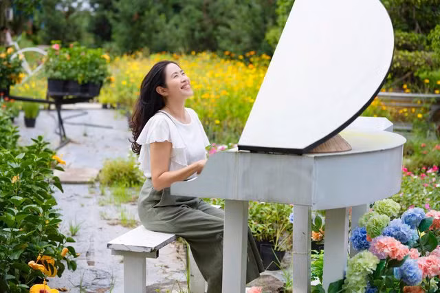 MC Quỳnh Hoa tiết lộ từng bị cha mẹ ép học piano - Hình 3 MC Quynh Hoa tiet lo tung bi cha me ep hoc piano-Hinh-3