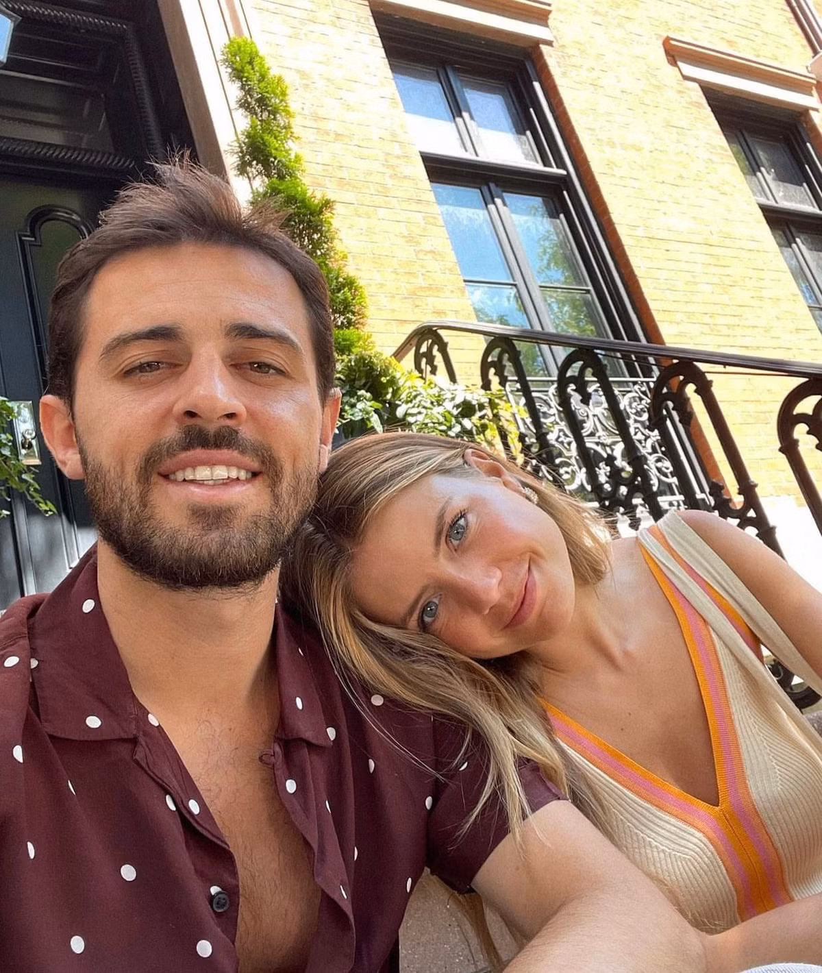 Chan dung ban gai moi dinh hon voi Bernardo Silva-Hinh-2