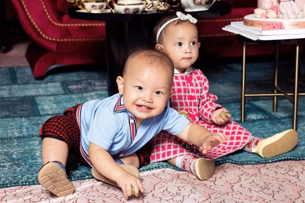 Lisa nha Ho Ngoc Ha thuoc ta bai hat, cat giong ngot tan chay!