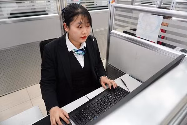 8 công việc có thể "bay màu" từ năm 2030 - Hình 2 8 cong viec co the