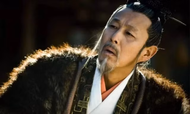 Vì sao Lưu Bị nhận là hậu duệ của Hán thất nhưng không nhắc Lưu Bang? - Hình 2 Vi sao Luu Bi nhan la hau due cua Han that nhung khong nhac Luu Bang?-Hinh-2