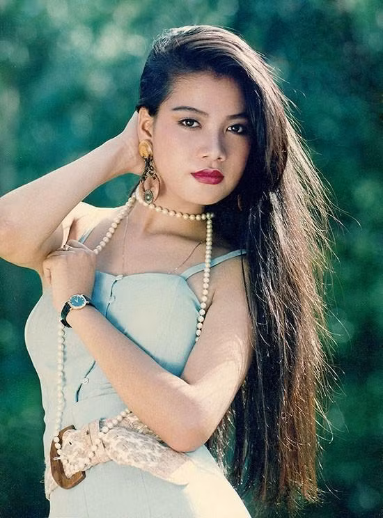 Ảnh hiếm nhan sắc Trương Ngọc Ánh thời khắc đoạt hoa hậu - Hình 2 Anh hiem nhan sac Truong Ngoc Anh thoi khac doat hoa hau-Hinh-2