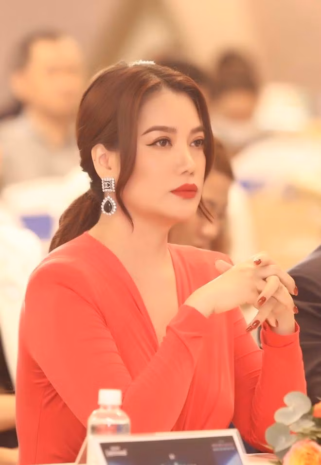 Ảnh hiếm nhan sắc Trương Ngọc Ánh thời khắc đoạt hoa hậu - Hình 9 Anh hiem nhan sac Truong Ngoc Anh thoi khac doat hoa hau-Hinh-9