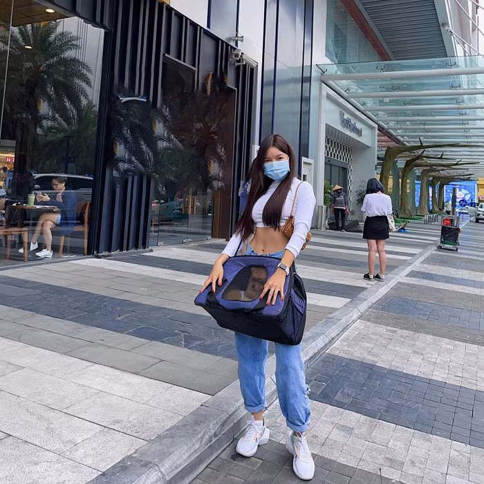 Thân hình bốc lửa của người tình 4 năm yêu xa Đặng Văn Lâm - Hình 7 Than hinh boc lua cua nguoi tinh 4 nam yeu xa Dang Van Lam-Hinh-7