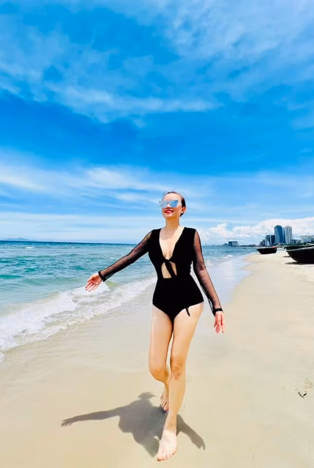 Diễn viên từng 4 lần đổ vỡ hôn nhân Hoàng Yến ngày càng gợi cảm - Hình 4 Dien vien tung 4 lan do vo hon nhan Hoang Yen ngay cang goi cam-Hinh-4
