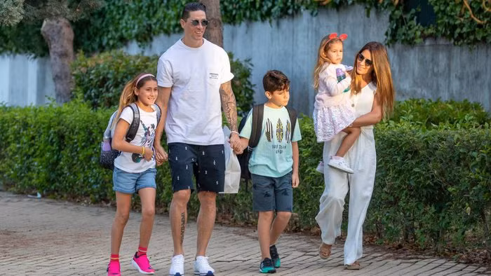 Messi va Fernando Torres: 2 nha vo dich World Cup chung cach chon vo-Hinh-12