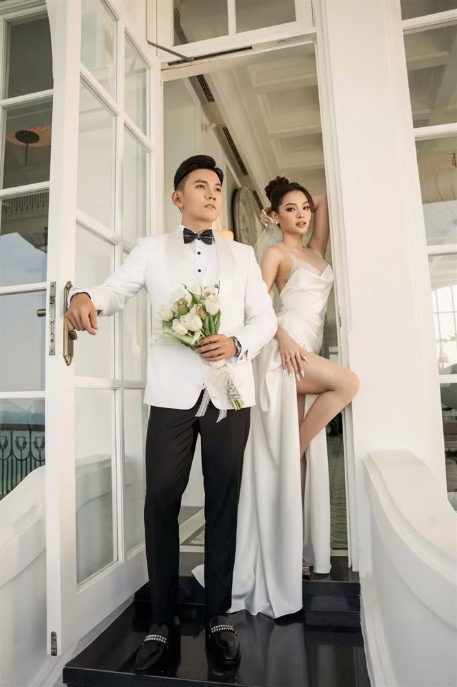 Tiền quan trọng nhưng nếu chúng ta kiếm được tiền chúng ta được dùng số tiền mà chúng ta kiếm được từ sức lao động chân chính của mình để phục vụ cho hạnh phúc của mình, mình cảm thấy hạnh phúc vì những đồng tiền đó thì nó làm cho cuộc sống của mình ý nghĩa hơn, lưu giữ được những khoảnh khắc quý giá trong cuộc đời của mình. Nó thực sự xứng đáng".