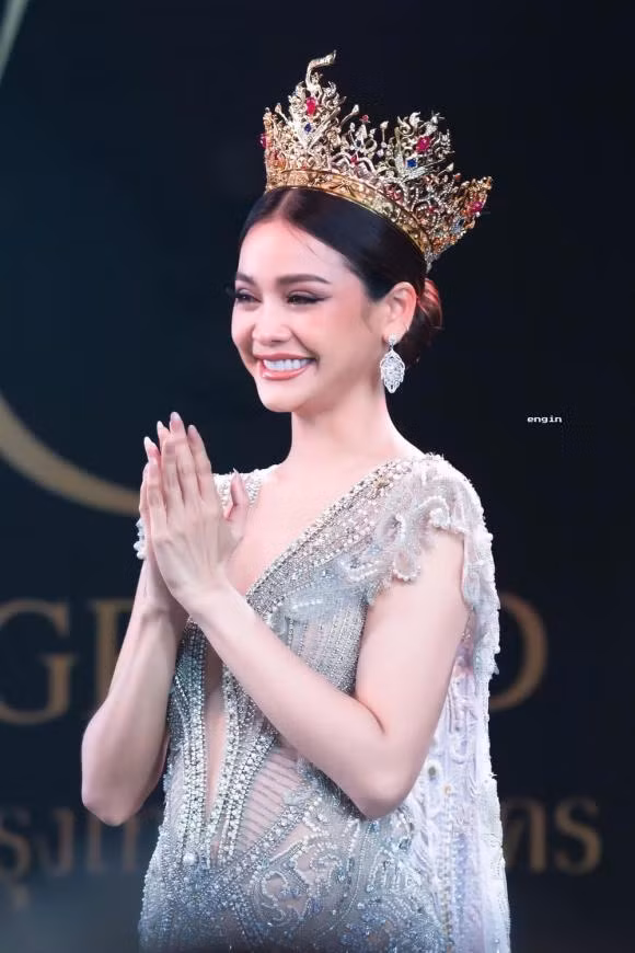 Thoi tho au va qua khu cua A hau 1 Miss Grand 2022