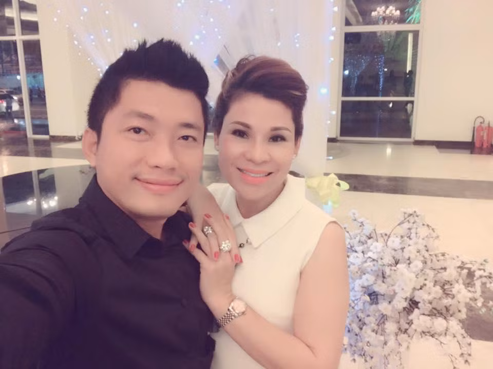Cuoc song Kinh Quoc tu khi vo dai gia vuong vong lao ly-Hinh-5