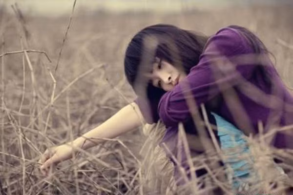 Tan vỡ trong tình yêu là điều đau khổ, nhưng đó cũng chính là thời gian để xóa bỏ những hình ảnh ngọt ngào hoặc đau đớn trong quá khứ, và hơn hết những nỗi đau ấy thực sự bắt nguồn từ những suy nghĩ - nói cách khác là bộ não của chúng ta.