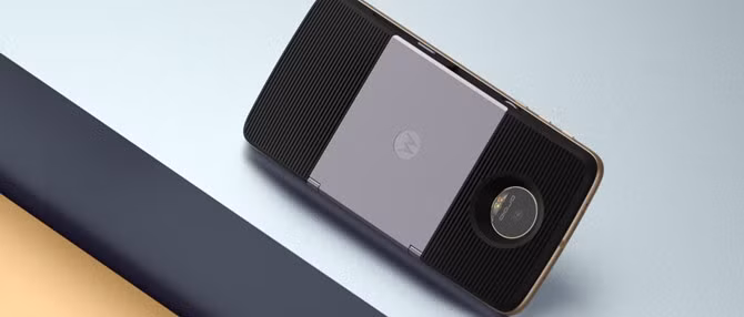 Với những thông số kỹ thuật này Insta-Share Mod sẽ cần một không gian tối để hiện thị rõ ràng. Dĩ nhiên, khó mà đòi hỏi Insta-Share Mod phải mạnh mẽ như một máy chiếu thông thường, nhưng phụ kiện này lại cực kỳ gọn gàng, tiện lợi và linh hoạt.