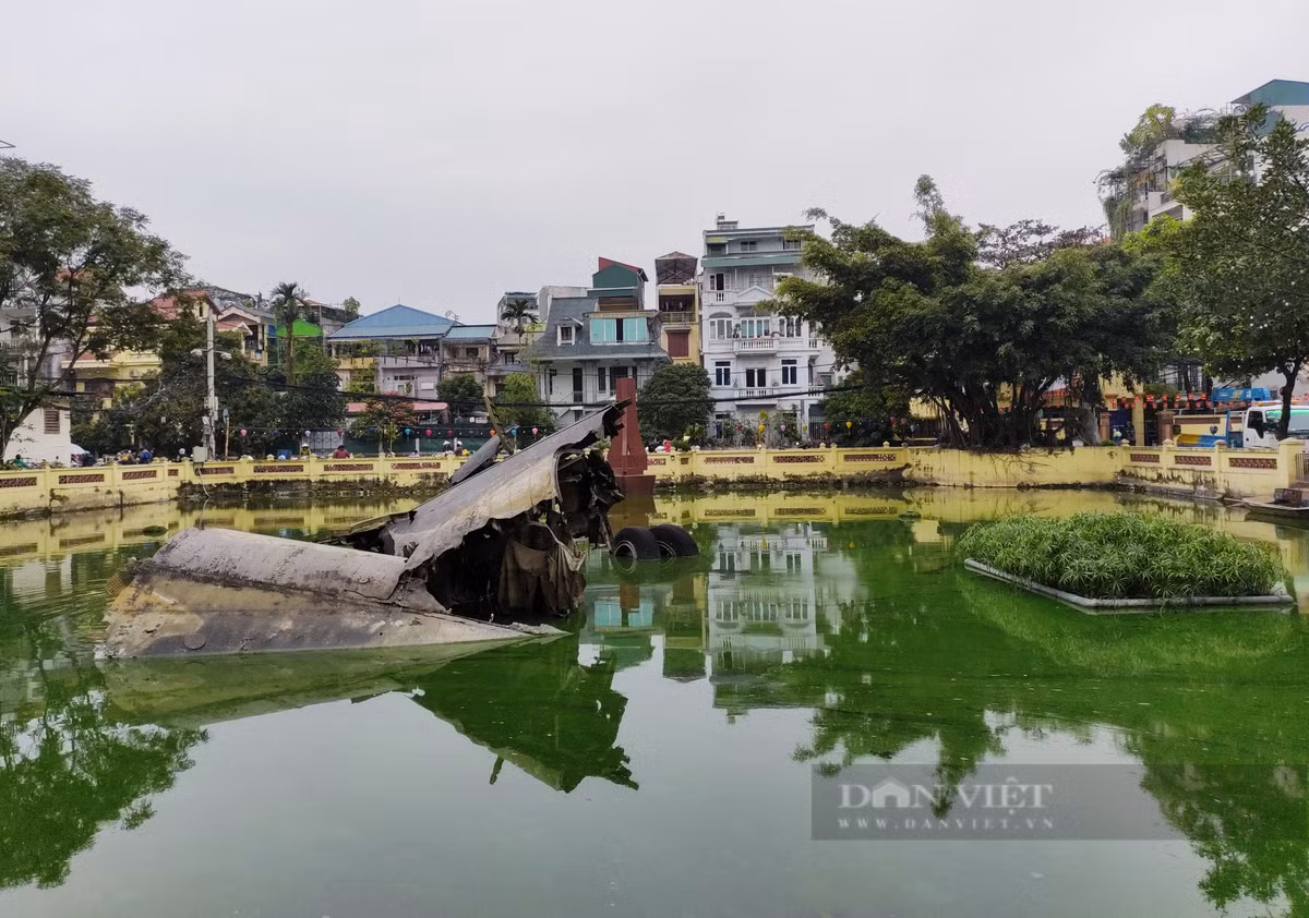 Địa điểm máy bay rơi hiện được công nhận là di tích lịch sử, thu hút đông đảo du khách trong và ngoài nước đến tham quan.