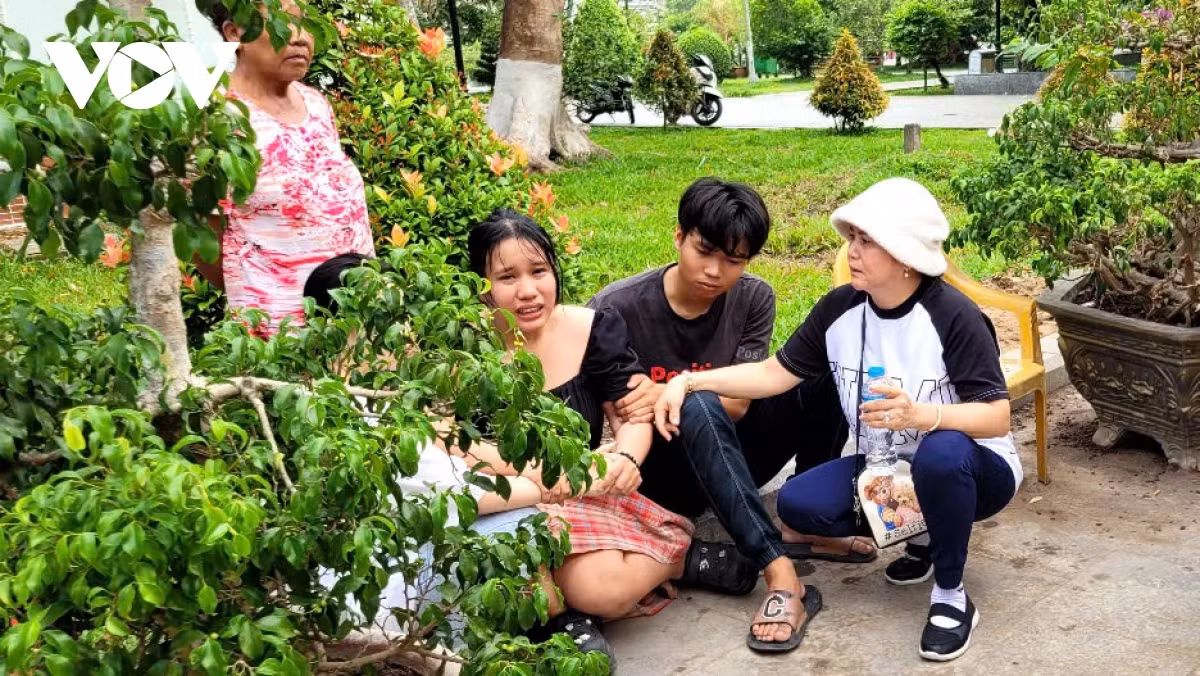 Hien truong vu chay nha trong dem tai Tien Giang, 4 nguoi tu vong-Hinh-4