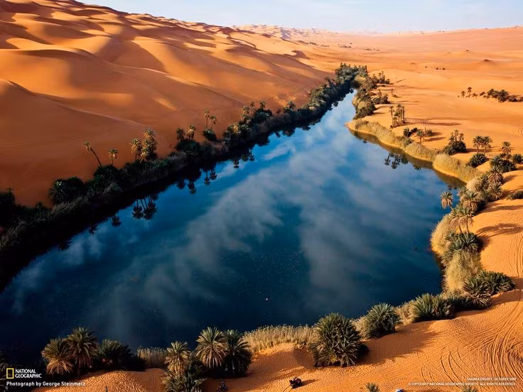  5. Sahara có thể trở lại xanh tươi trong tương lai. Do sự thay đổi quỹ đạo Trái Đất và chu kỳ khí hậu, các nhà khoa học dự đoán rằng trong khoảng 10.000 năm tới, Sahara có thể một lần nữa trở thành một vùng đất màu mỡ. Ảnh: Pinterest.