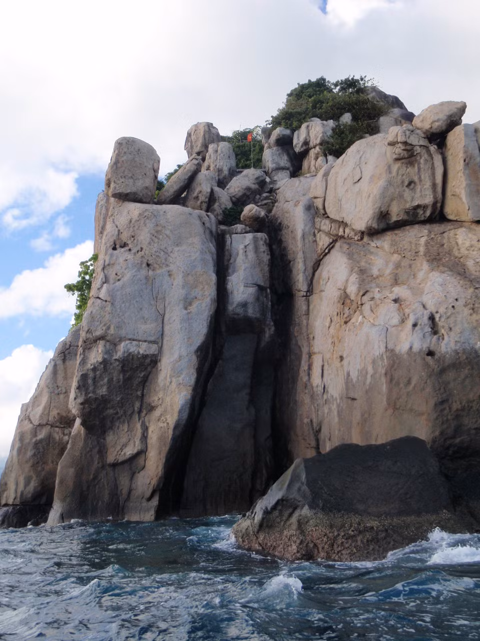 Đảo yến Côn Đảo.