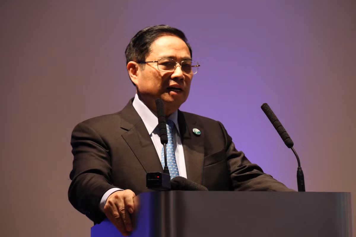 Thu tuong: “Khong danh doi moi truong de theo duoi tang truong“