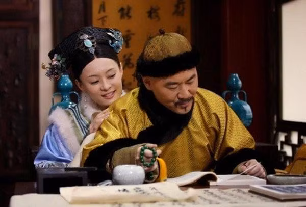 Lat tay bi mat hau truong 'Hau Cung Chan Hoan Truyen'-Hinh-4