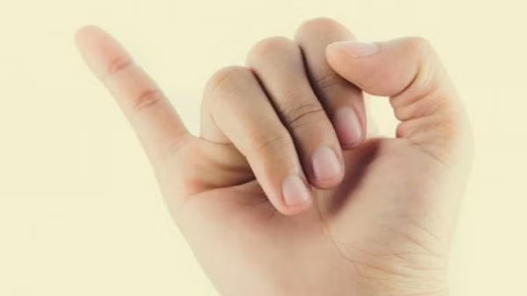 Bạn có một tính cách thẳng thắn và bạn không gặp vấn đề gì khi giao tiếp với người khác. Bạn chỉ cần tự tin hơn một chút vào bản thân và tận hưởng mỗi ngày một cách thoải mái!