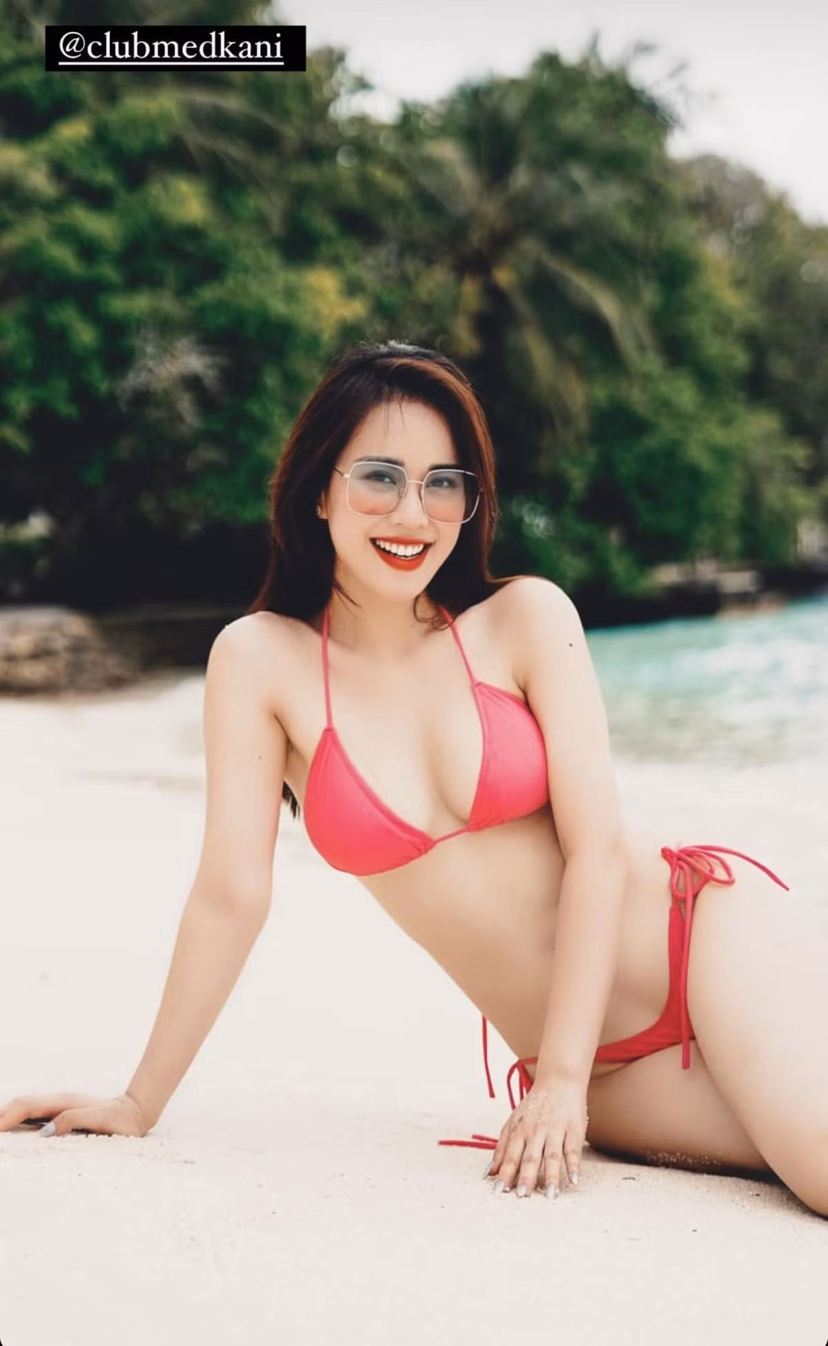 Loạt mỹ nhân Việt nóng bỏng với bikini - Hình 13 Loat my nhan Viet nong bong voi bikini-Hinh-13