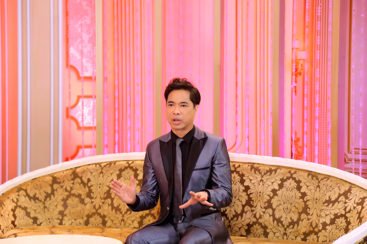 Vì sao cha mẹ đã qua đời, Ngọc Sơn vẫn lảng tránh lấy vợ? - Hình 3 Vi sao cha me da qua doi, Ngoc Son van lang tranh lay vo?-Hinh-3
