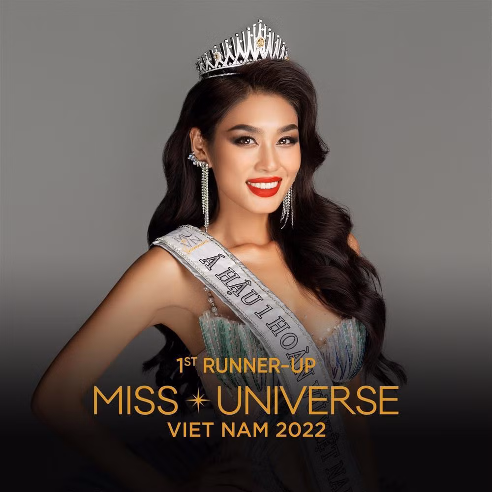 Mặc dù chỉ cao 1m68, song Thảo Nhi Lê được đánh giá cao về nhan sắc lẫn tư duy ứng xử, ngoại ngữ thông thạo.