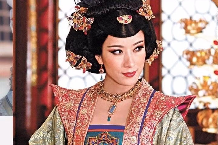 Nhung vai dien phan dien bi ghet nhat phim co trang Trung Quoc-Hinh-7