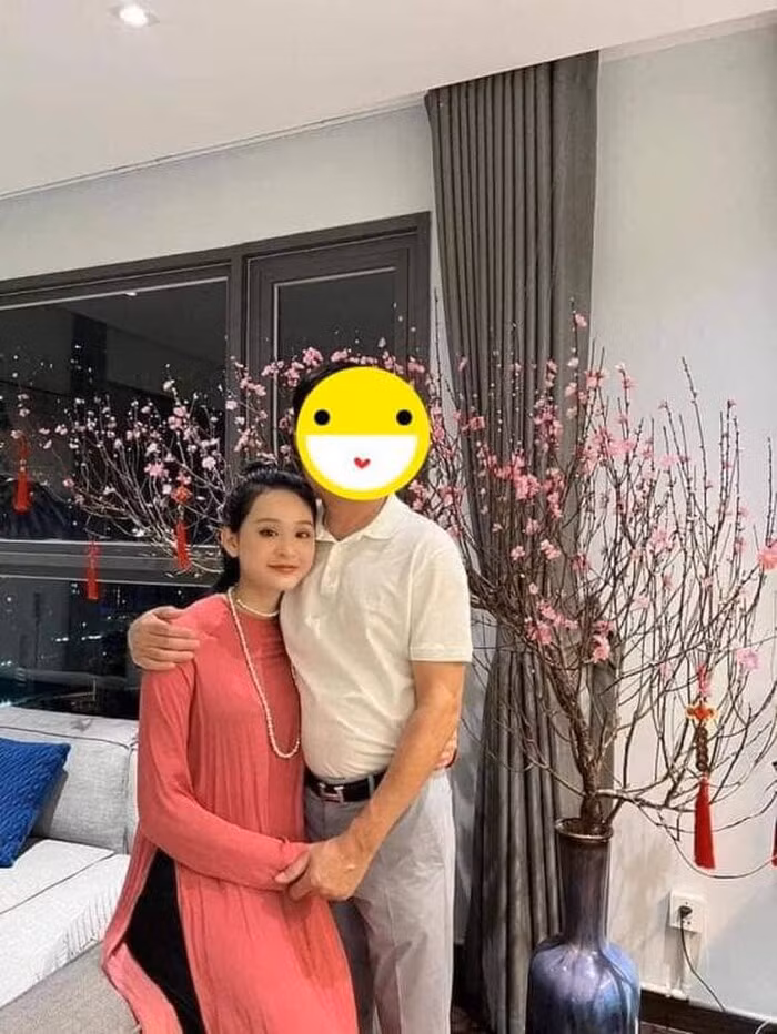 Trung hop giua 'tieu tam' nghi hen ho voi chong Elly Tran va Hien Ho-Hinh-3