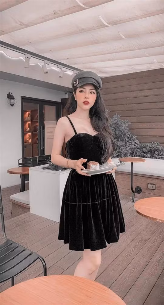 My nhan SN 2K cung loat MC xinh dep bi 'cat song'-Hinh-3