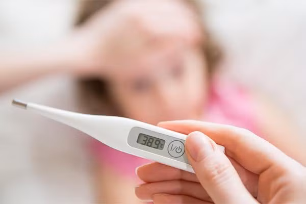Triệu chứng ung thư máu dễ nhầm với cảm cúm ảnh 1
