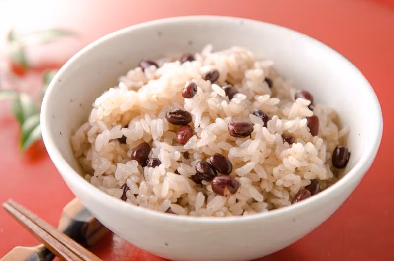 Nấu cơm đừng chỉ dùng nước lã: Thêm thứ này giúp dưỡng huyết ảnh 3