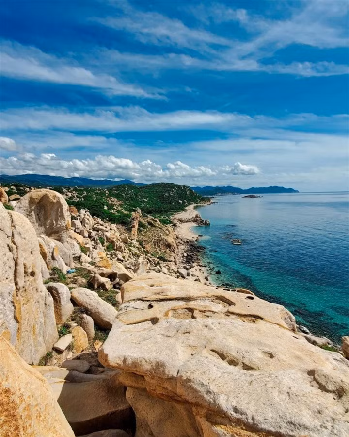 Kham pha ‘cong vien da’ trieu nam tuoi cuc dep o Ninh Thuan-Hinh-3