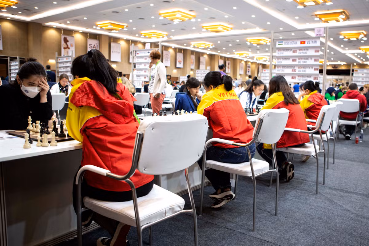 Co vua nu Viet Nam ap sat nhom dau Olympiad