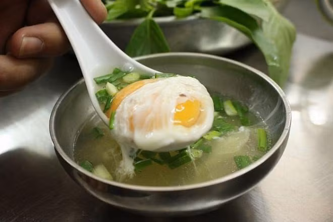 Ai hay an trung ga chan nhat dinh phai biet dieu nay