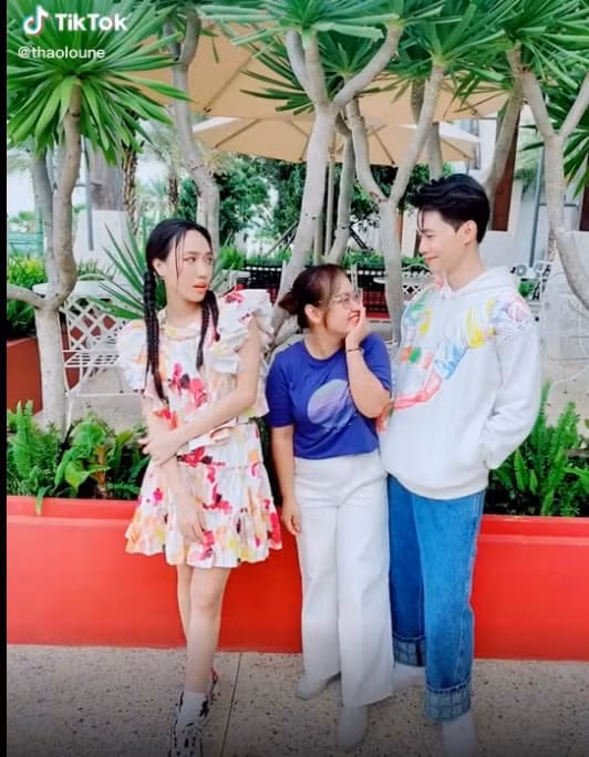 Su that hinh anh Anh Tu bit mui khi ngui toc Dieu Nhi-Hinh-6