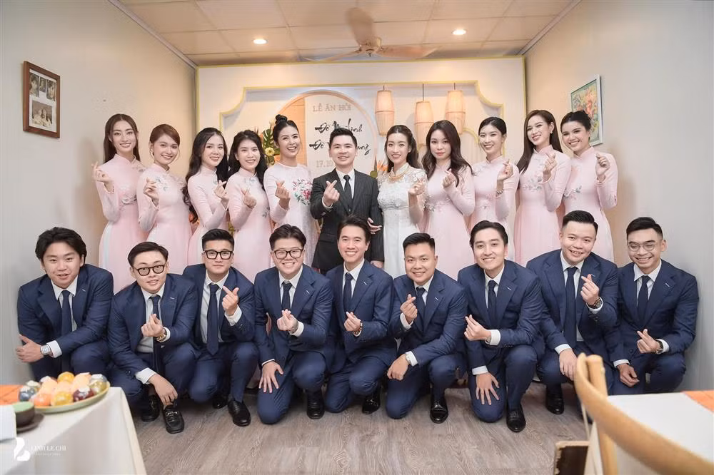 Danh tinh MC noi tieng VTV dan dam cuoi Hoa hau Do My Linh-Hinh-7